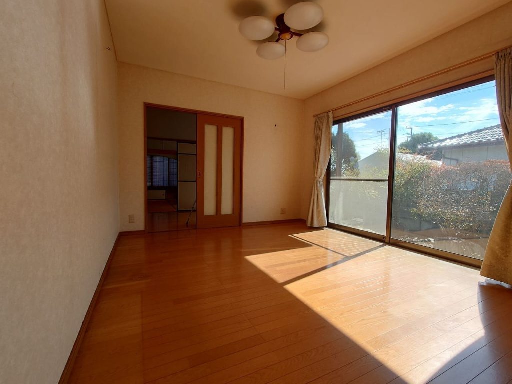 伊勢崎市東本町戸建