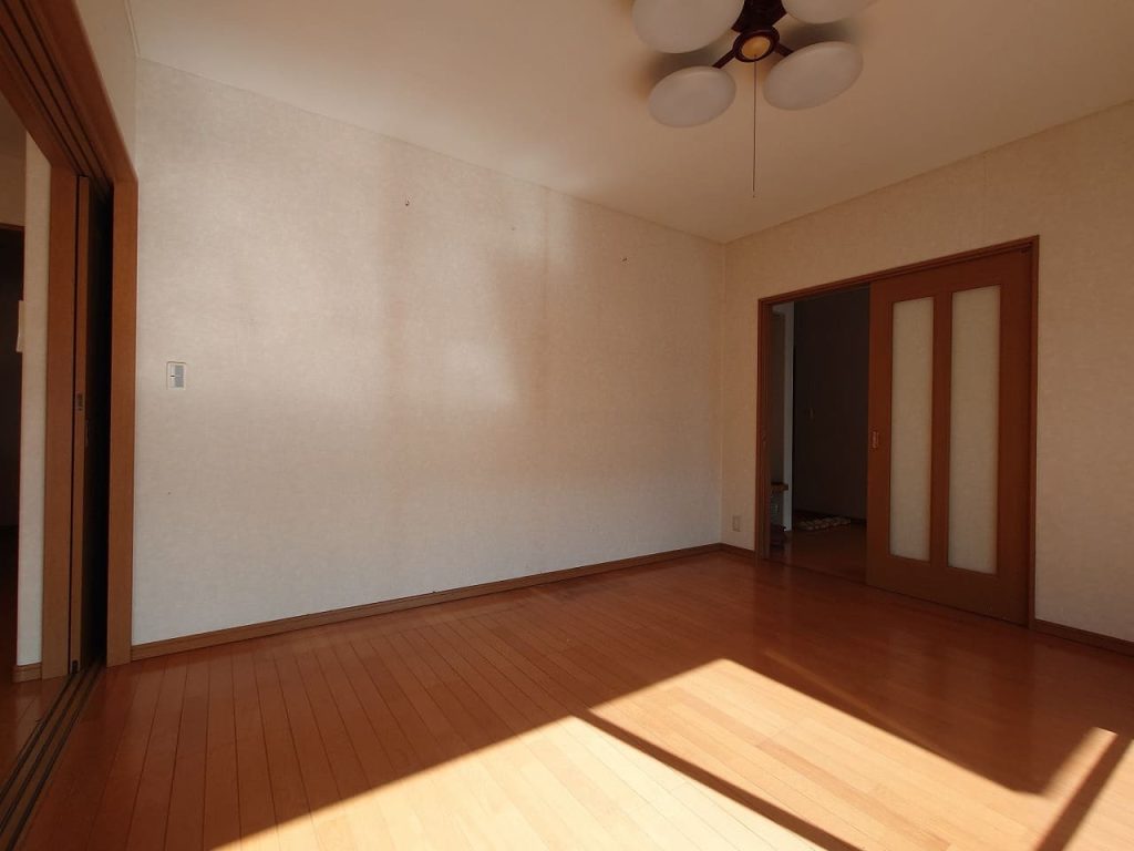 伊勢崎市東本町戸建