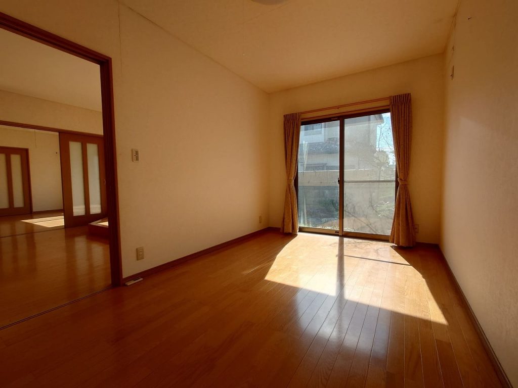 伊勢崎市東本町戸建