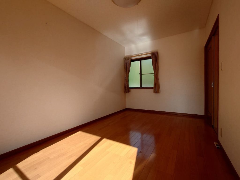 伊勢崎市東本町戸建