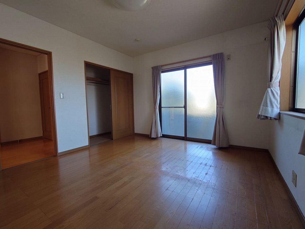 伊勢崎市東本町戸建