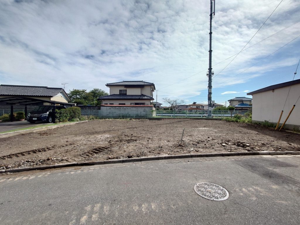 伊勢崎市新栄町土地